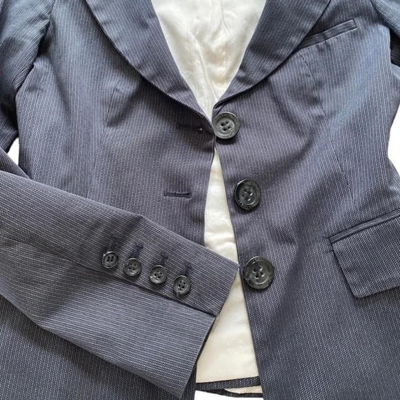 Pinko blazer with flap pockets pinstripe fitted blazer Size 4 - Picture 11 of 12